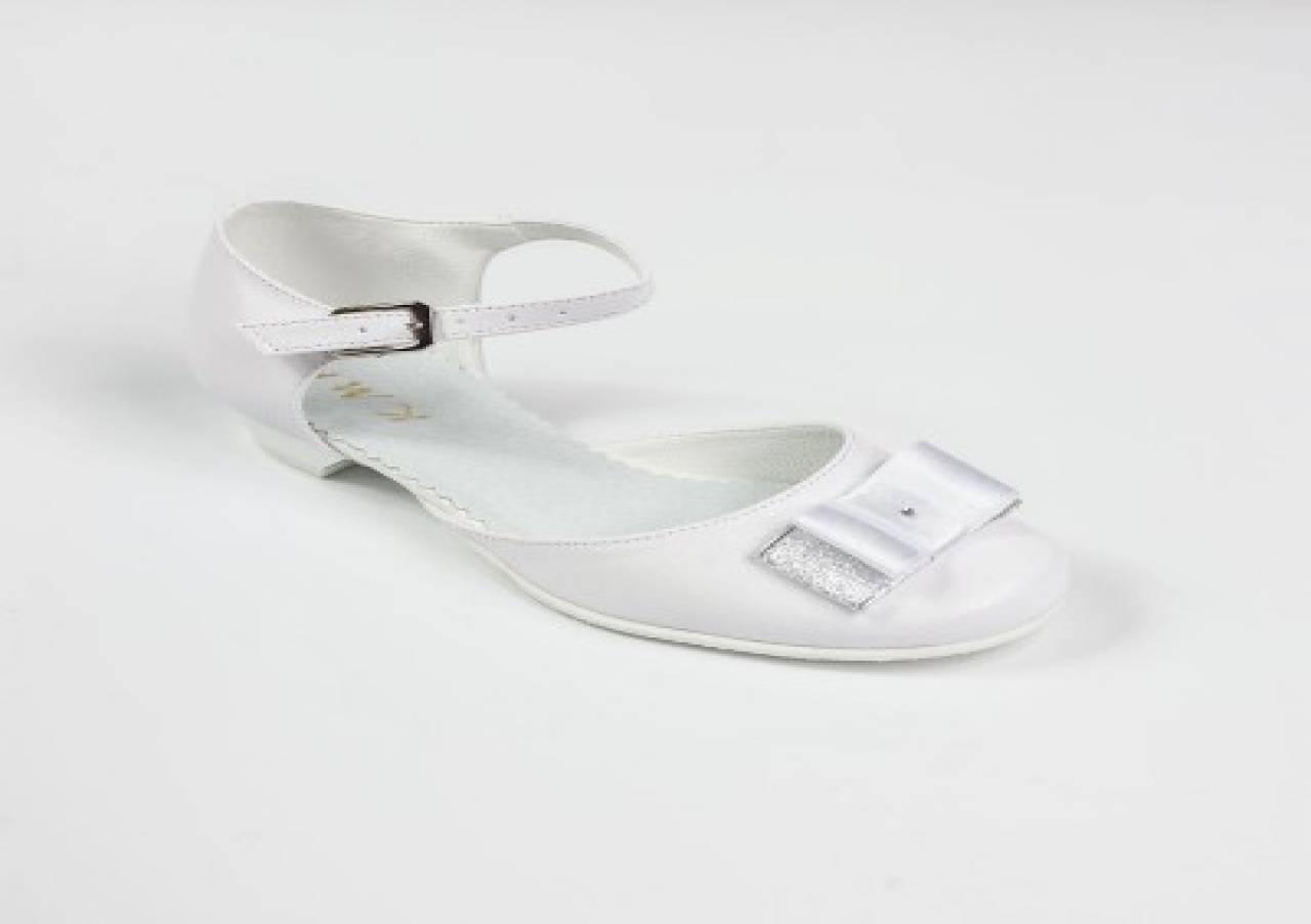 obuwie komunijne dla dziewczynek