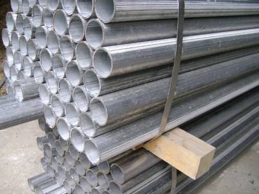 słupki ogrodzeniowe