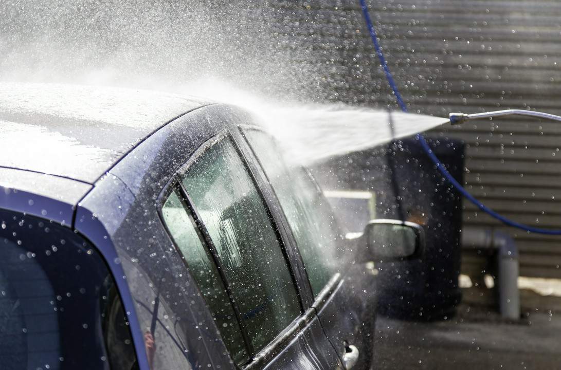 myjnie ze stanowiskami do odkurzania