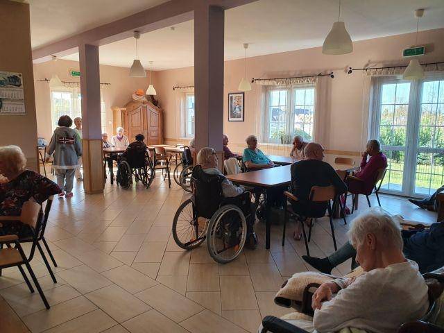 dom opieki dla seniora