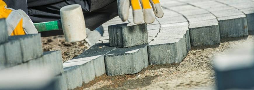 Lab-Bruk Adam Pająk