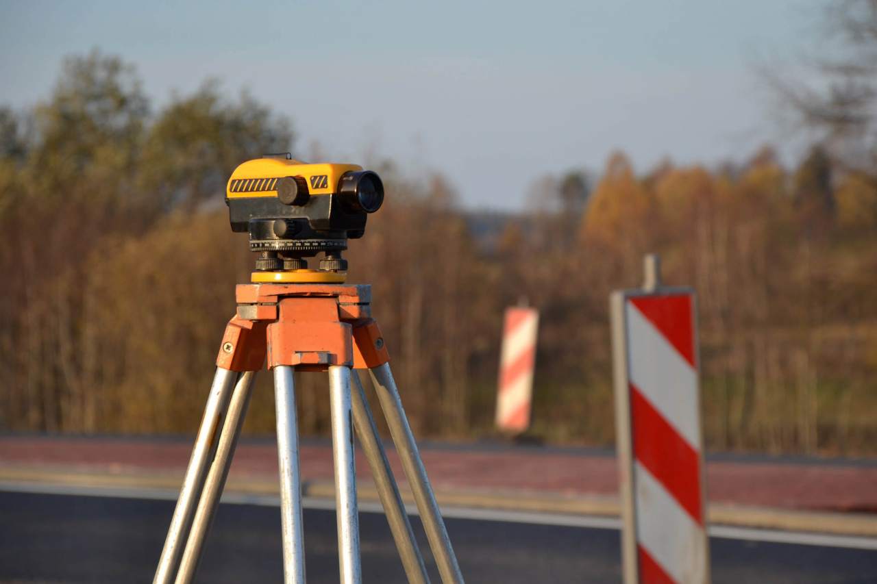 dokonywanie obliczeń geodezyjnych