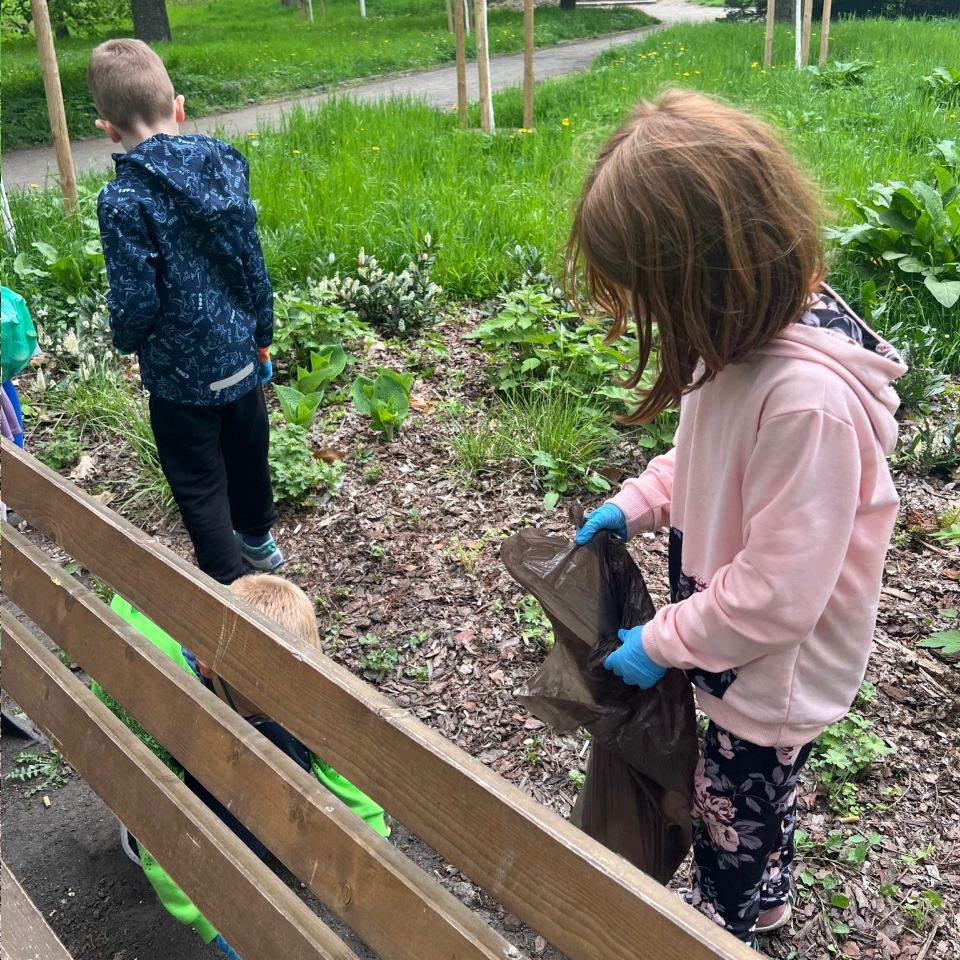 Niepubliczna Szkoła Podstawowa Kropka