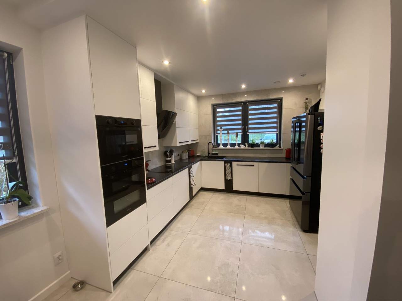 meble na wymiar do kuchni, salonu, łazienki, zabudowy