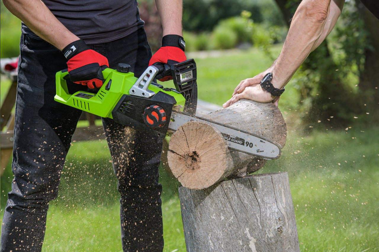 pilarka akumulatorowa