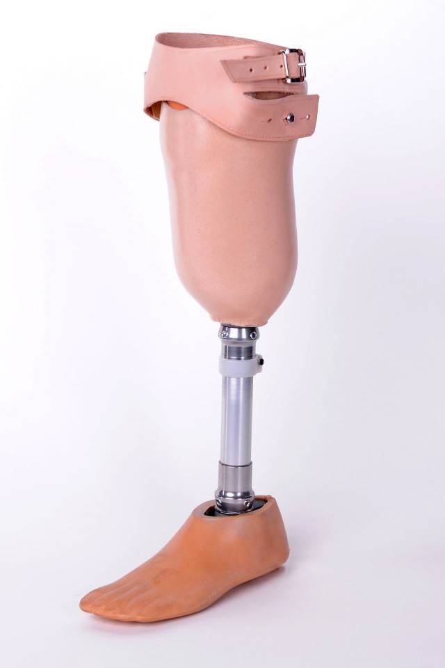 protezy kończyn dolnych