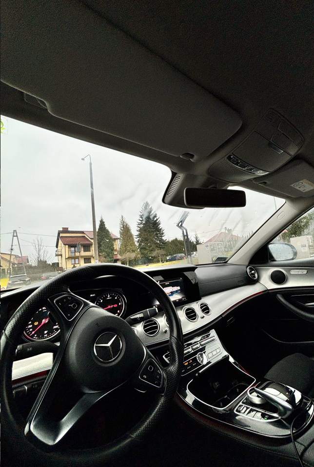 Wypożyczalnia Samochodów