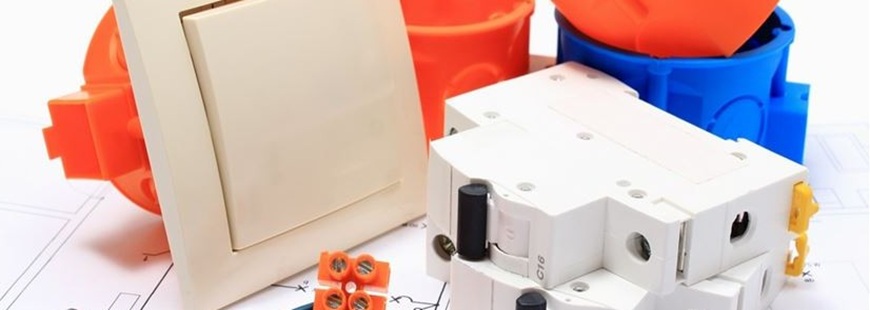 Piotr Szewczyk - Instalacje