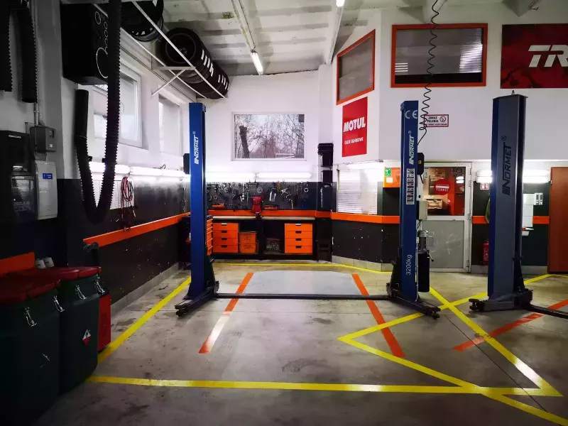 serwis pojazdów, warsztat samochodowy