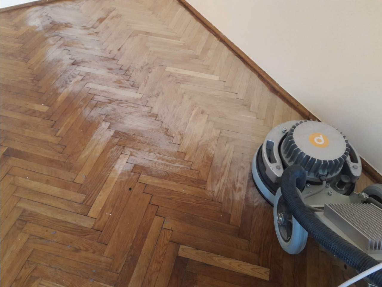 cyklinowanie parkietów