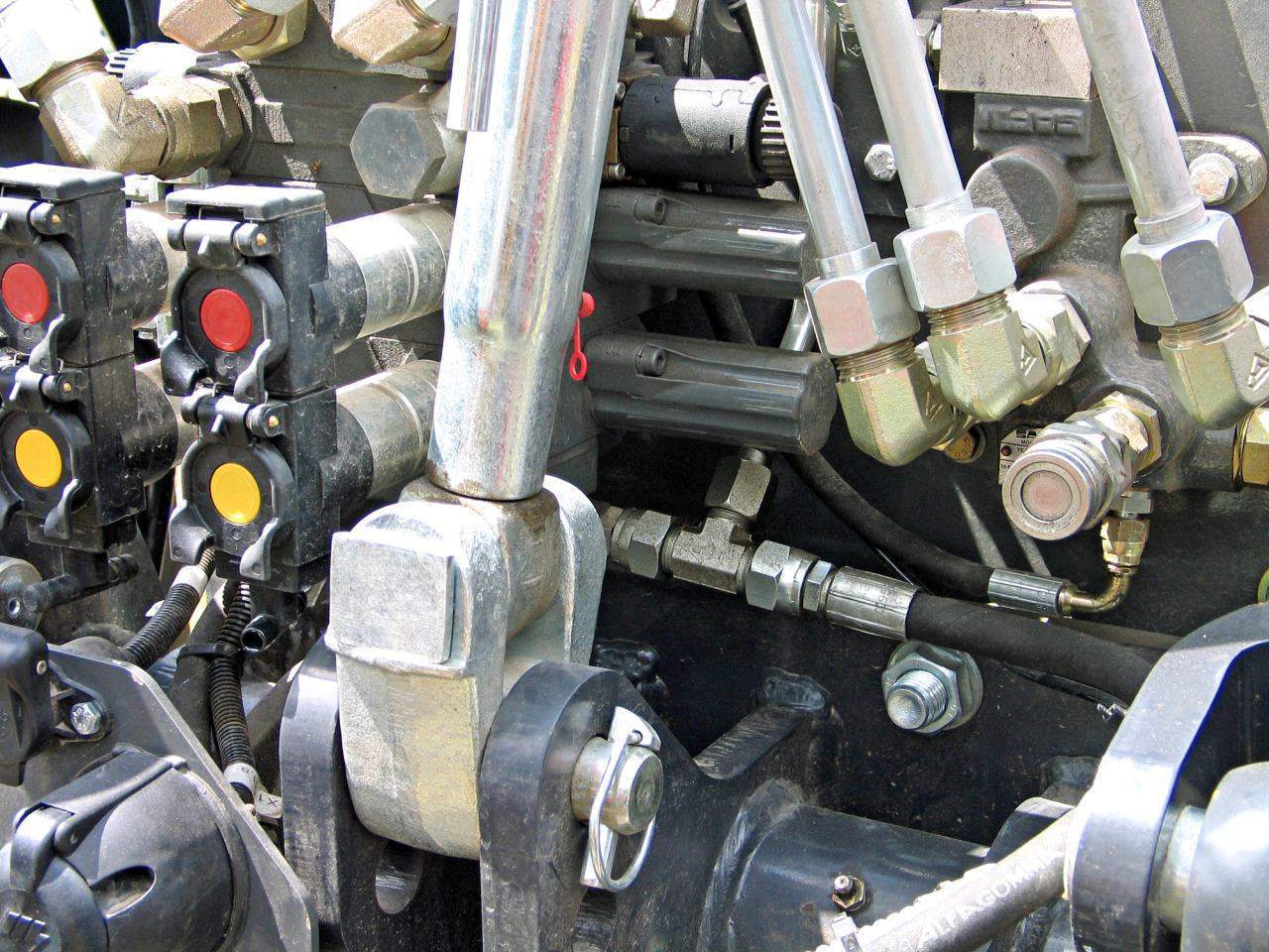 remonty maszyn budowlanych