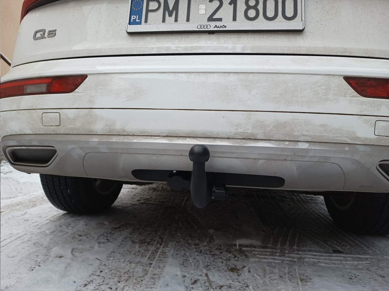 haki holownicze do aut osobowych