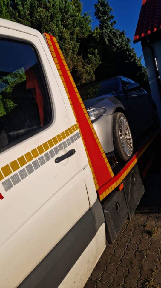 holowanie i pomoc drogowa, całodobowa pomoc drogowa