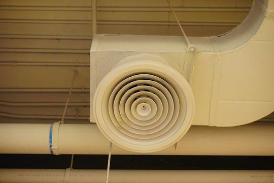 kominy do budynków inwentarskich