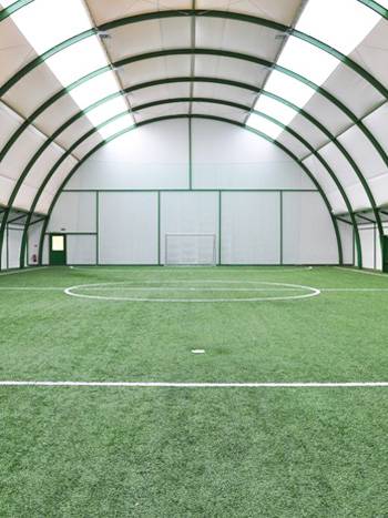 hala sportowa, piłka nożna, boisko kryte