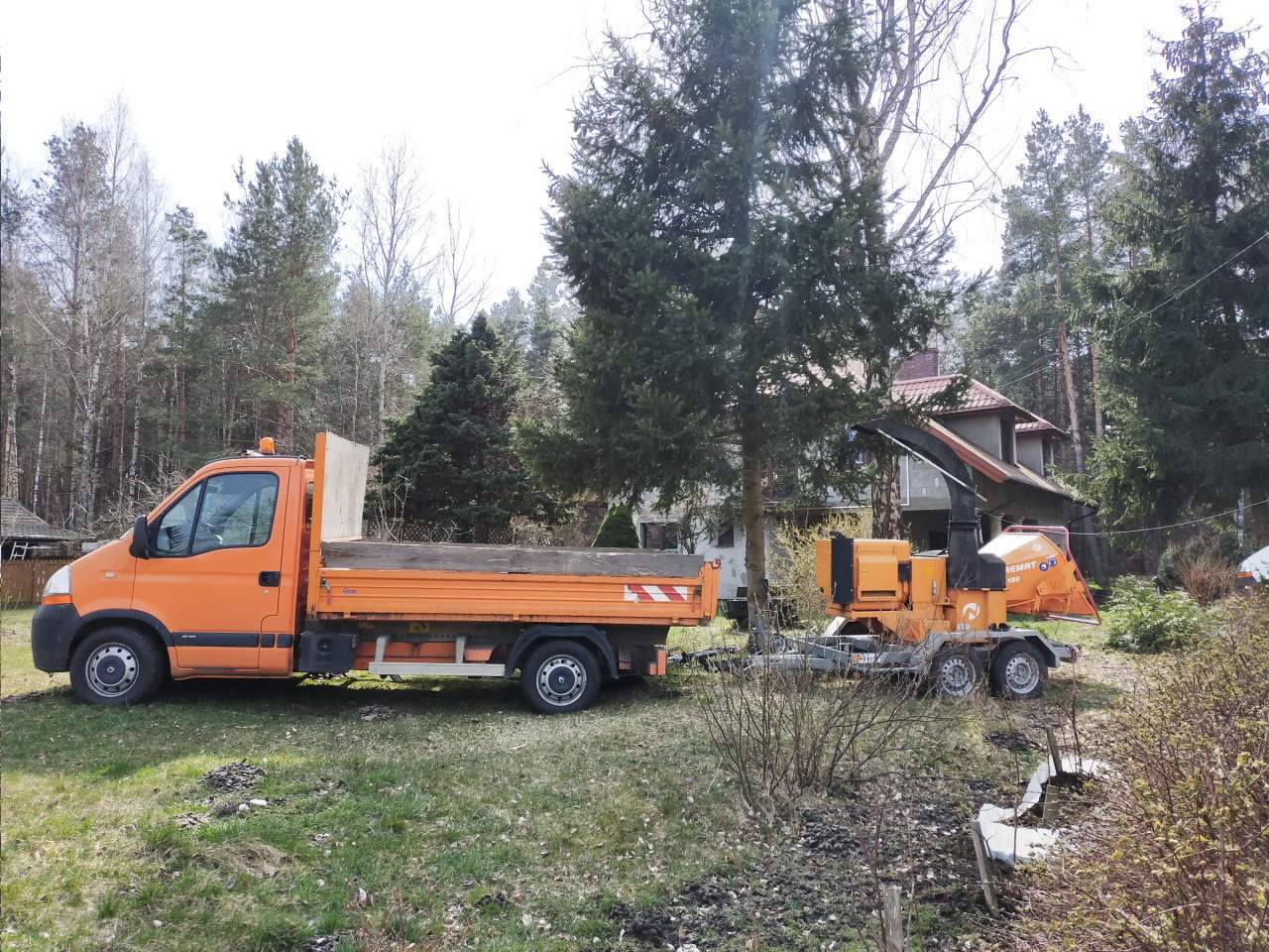 usługi podnośnikiem koszowym