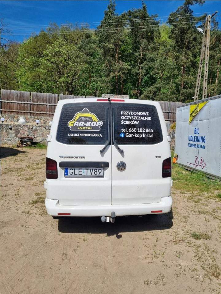 reklama na samochodzie