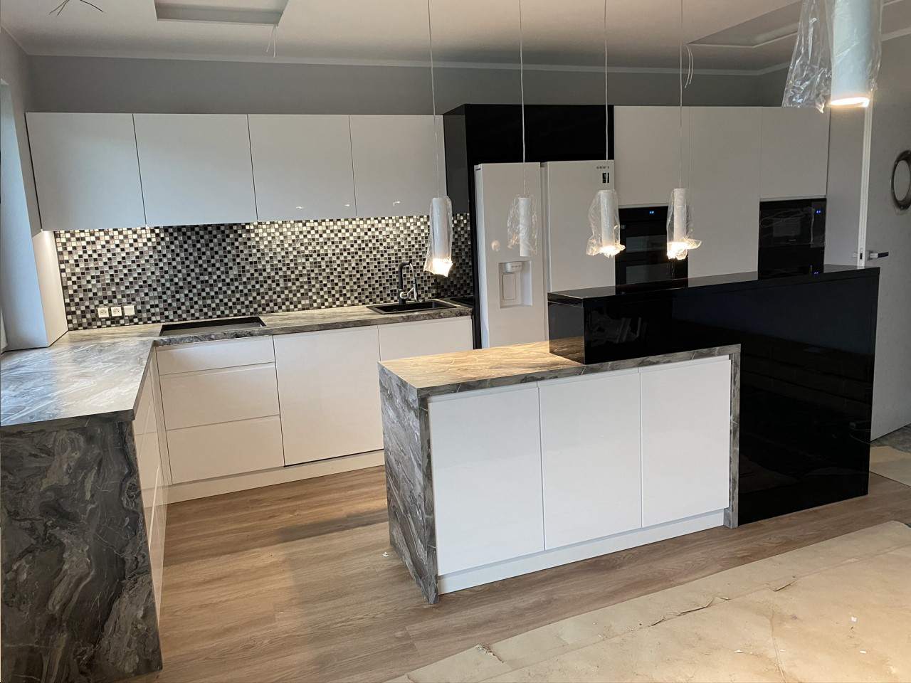 meble na wymiar do kuchni, salonu, łazienki, zabudowy