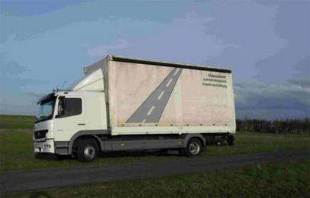 przewozy na targi, transport krajowy, transport międzynarodowy, usługi transportowe