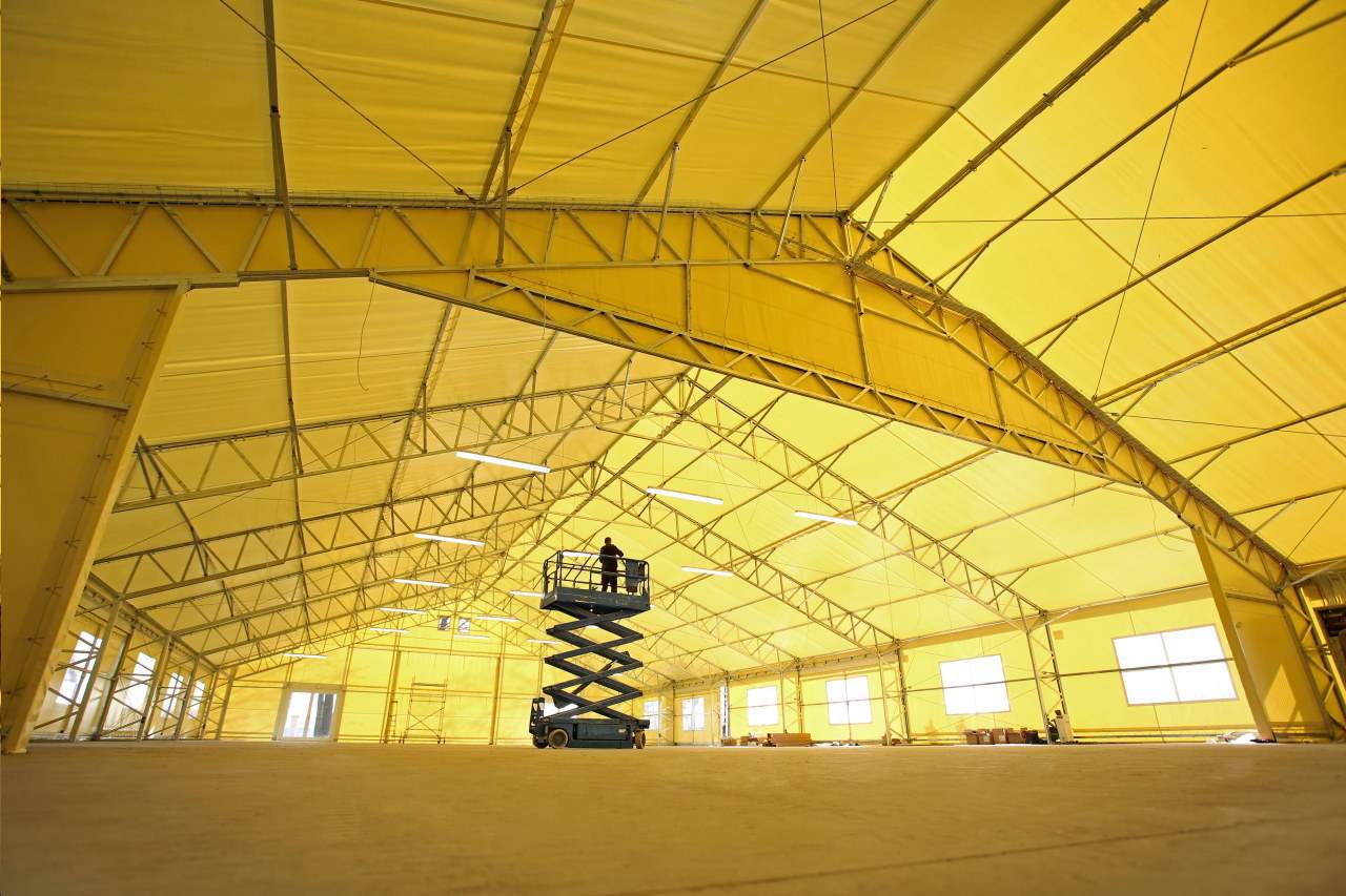 wynajem namiotów halowych