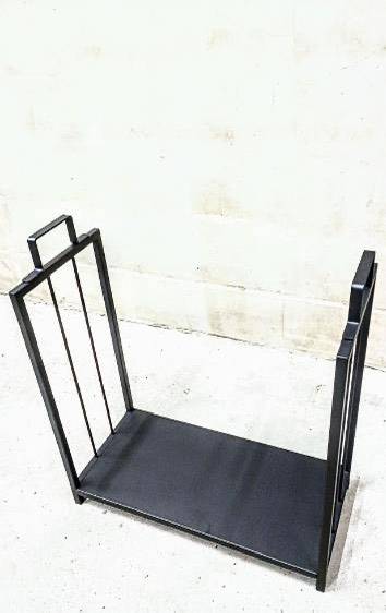 produkcja metalowych stojaków