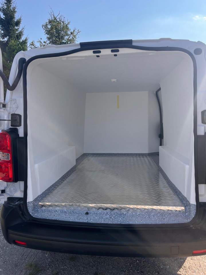 zabudowy samochodów