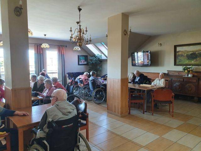 całodobowa opieka nad seniorem