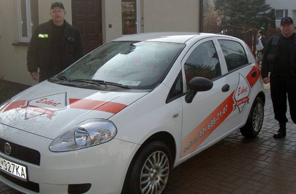 pracownicy agencji ochrony Eskort