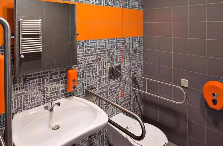 prace wykończeniowe