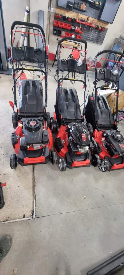 wynajem maszyn budowlanych, wynajem sprzętu ogrodniczego, wynajem przyczep