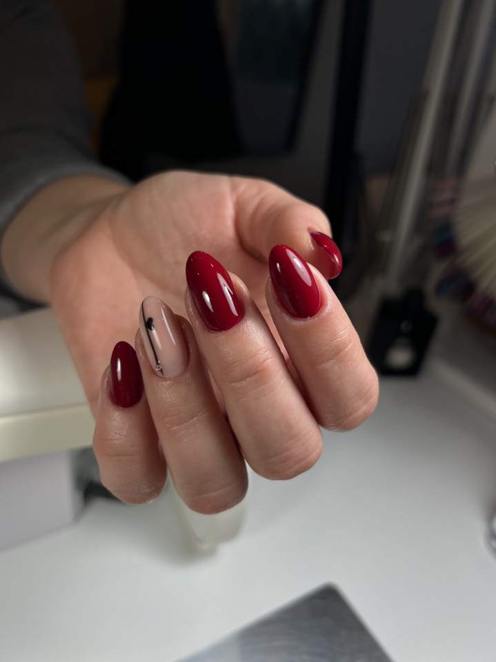manicure hybrydowy