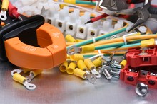 instalacja elektryczna