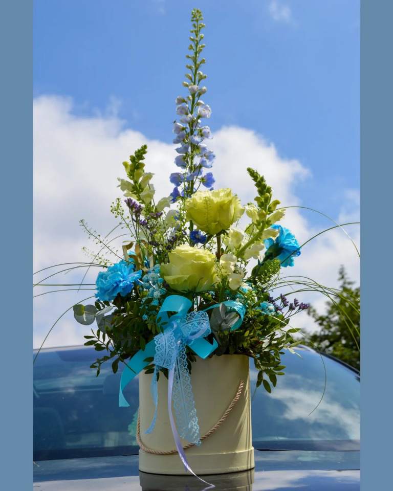 kwiaty, bukiety z kwiatów żywych, kompozycje kwiatowe