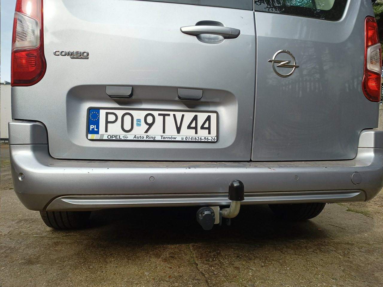 haki holownicze do aut dostawczych