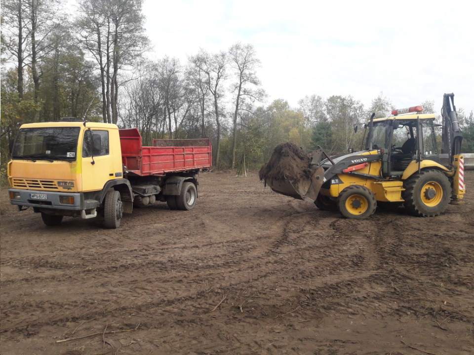usługi koparką, wykopy, transport piachu