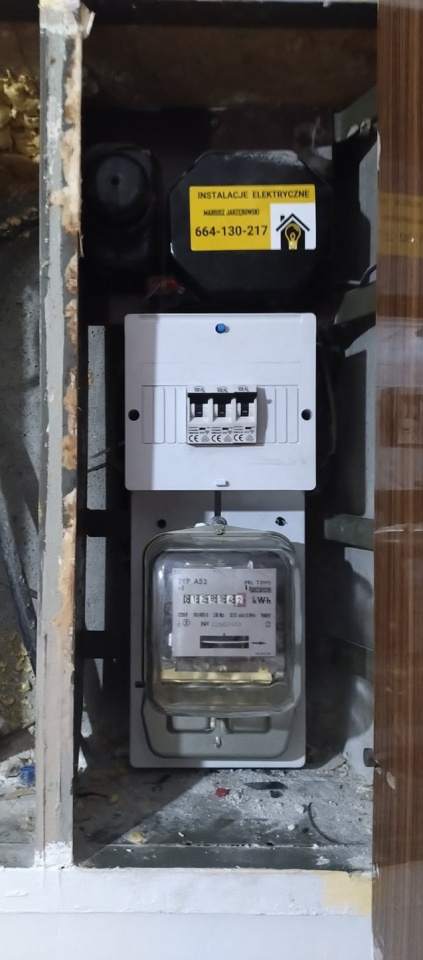 instalacje elektryczne