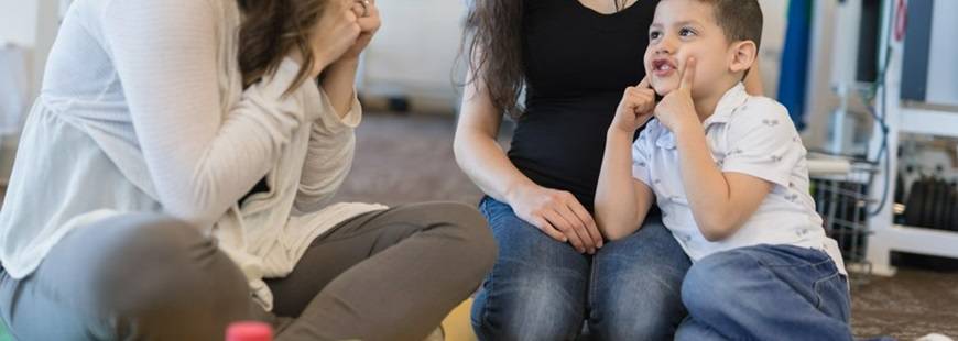 ADELA STILLER LOGOPEDA