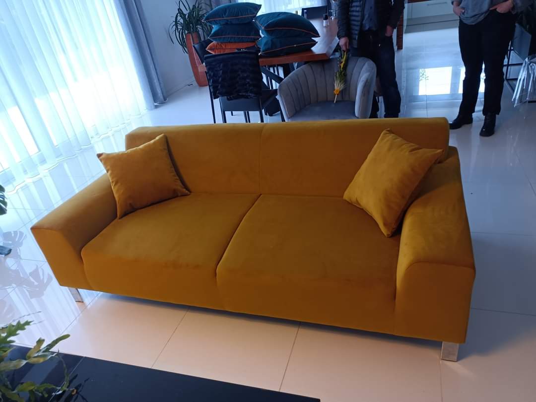 renowacja starych mebli