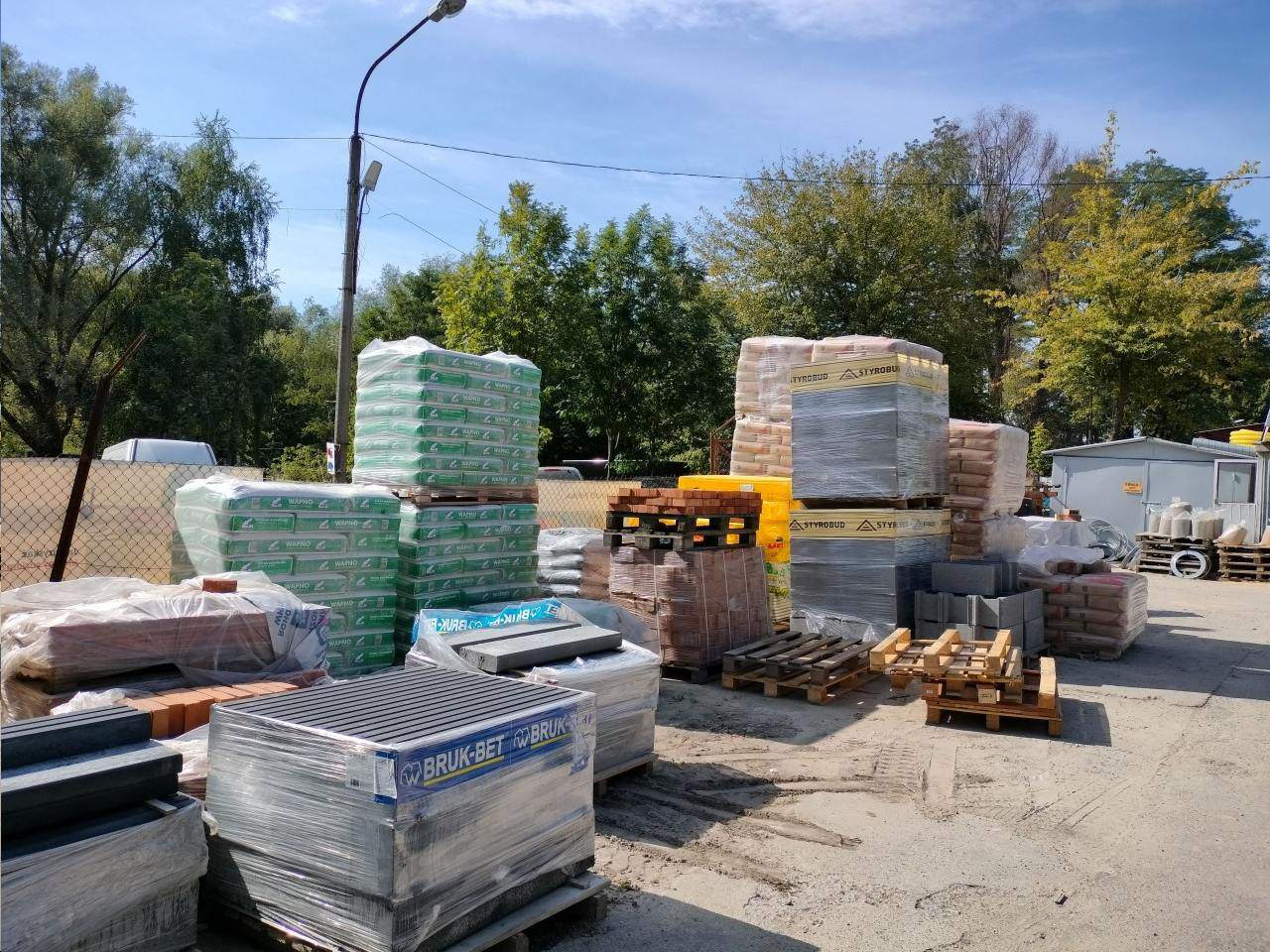 materiały budowlane