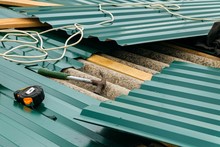 wymiana blachodachówki