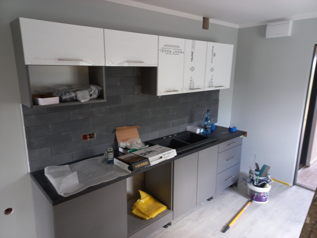 usługi remontowe, remont łazienki, remont kuchni, wykończenie wnętrz