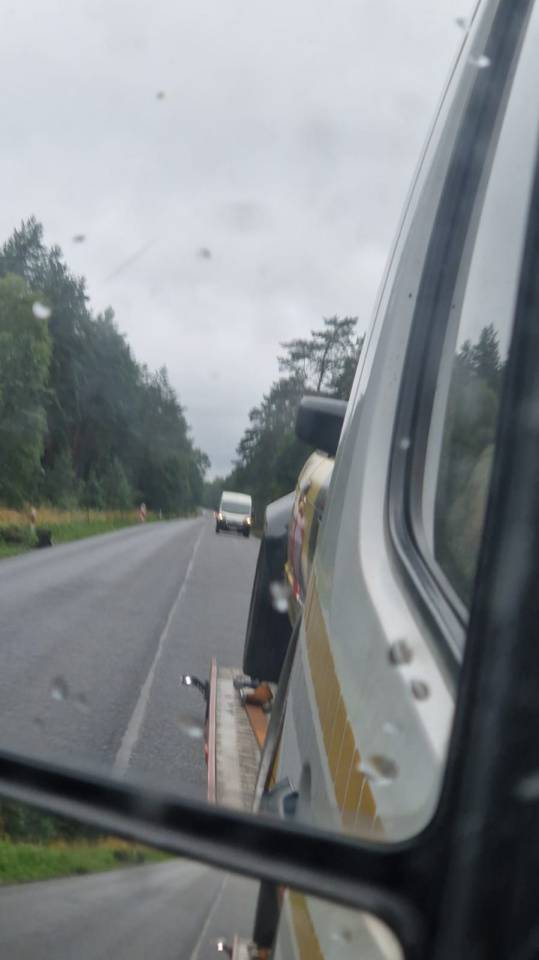 holowanie i pomoc drogowa, całodobowa pomoc drogowa