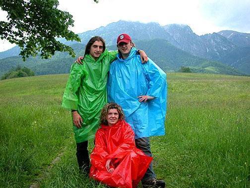 płaszcze i peleryny przeciwdeszczowe z folii PE