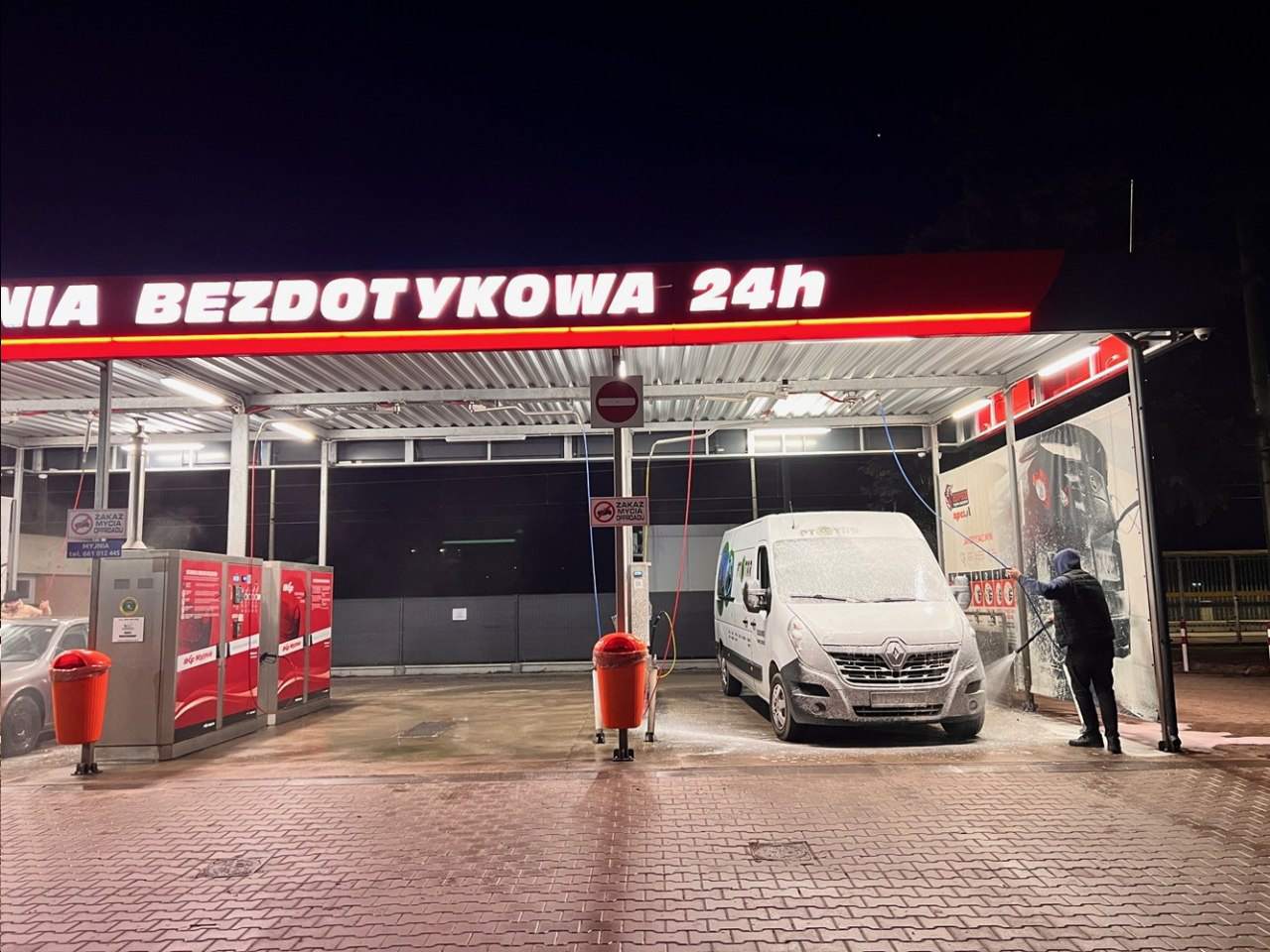 myjnie samochodowe, myjnie całodobowe, bezdotykowe myjnie