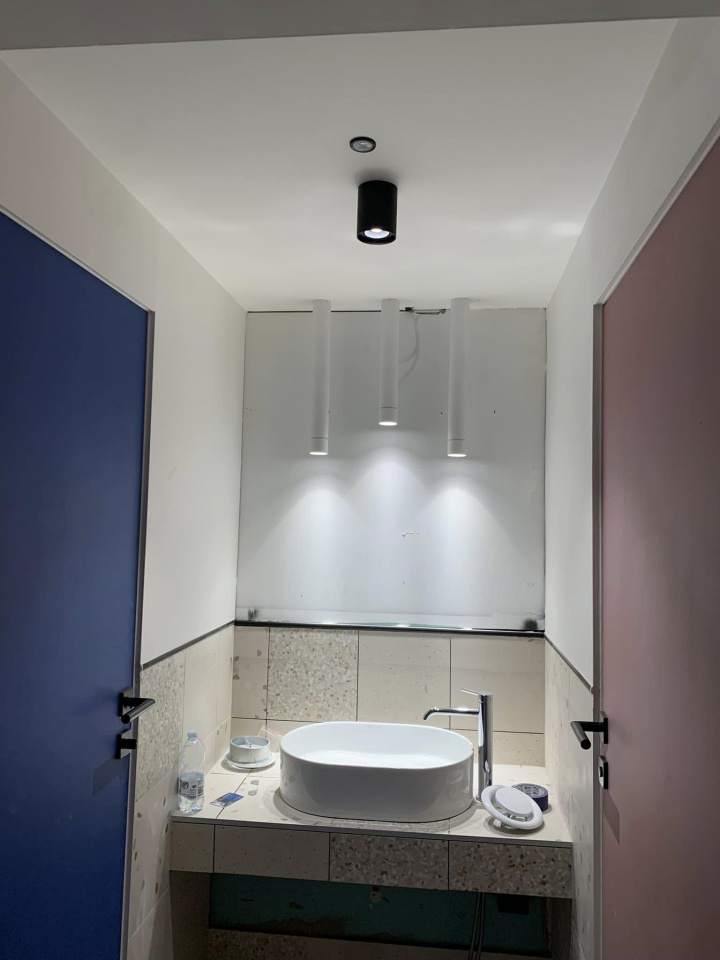 montaż oświetlenia