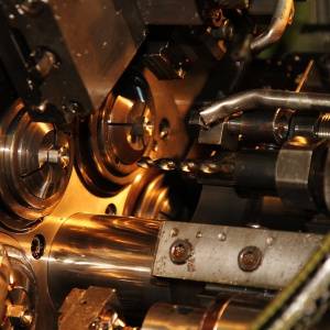 skrawanie metali, obróbka stali, obróbka metali kolorowych, produkcja części hydraulicznych,