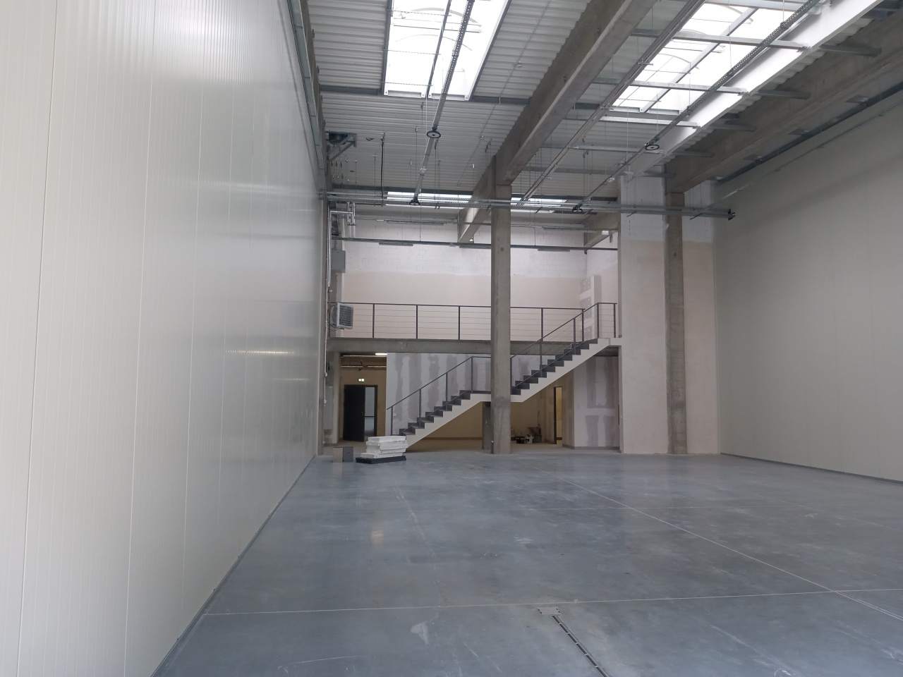 nieruchomości kupno sprzedaż wynajem