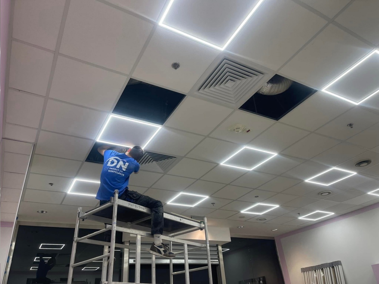 klimatyzacja, wentylacja do biura