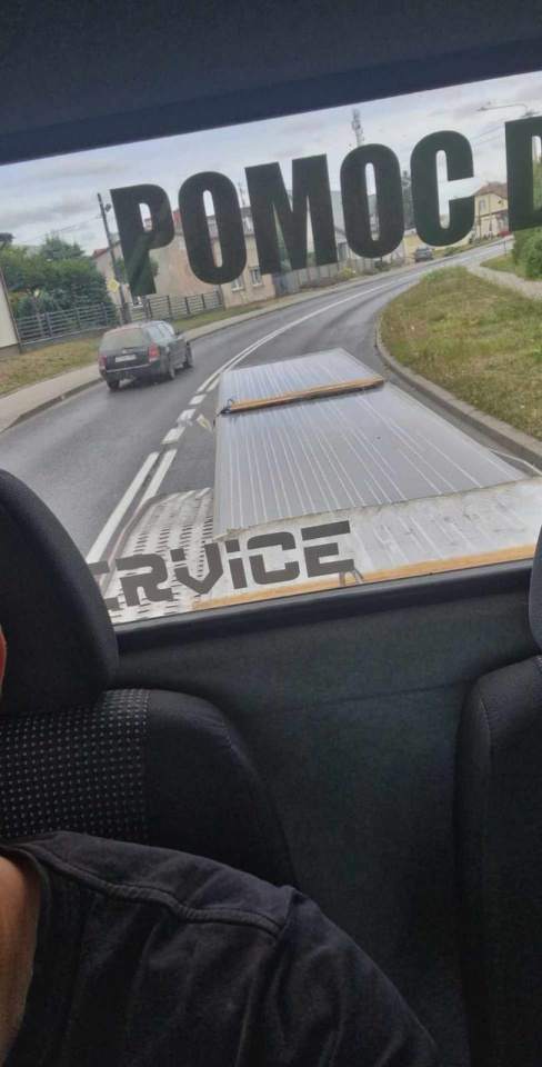 holowanie i pomoc drogowa, całodobowa pomoc drogowa