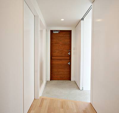 montaż drzwi zewnętrznych